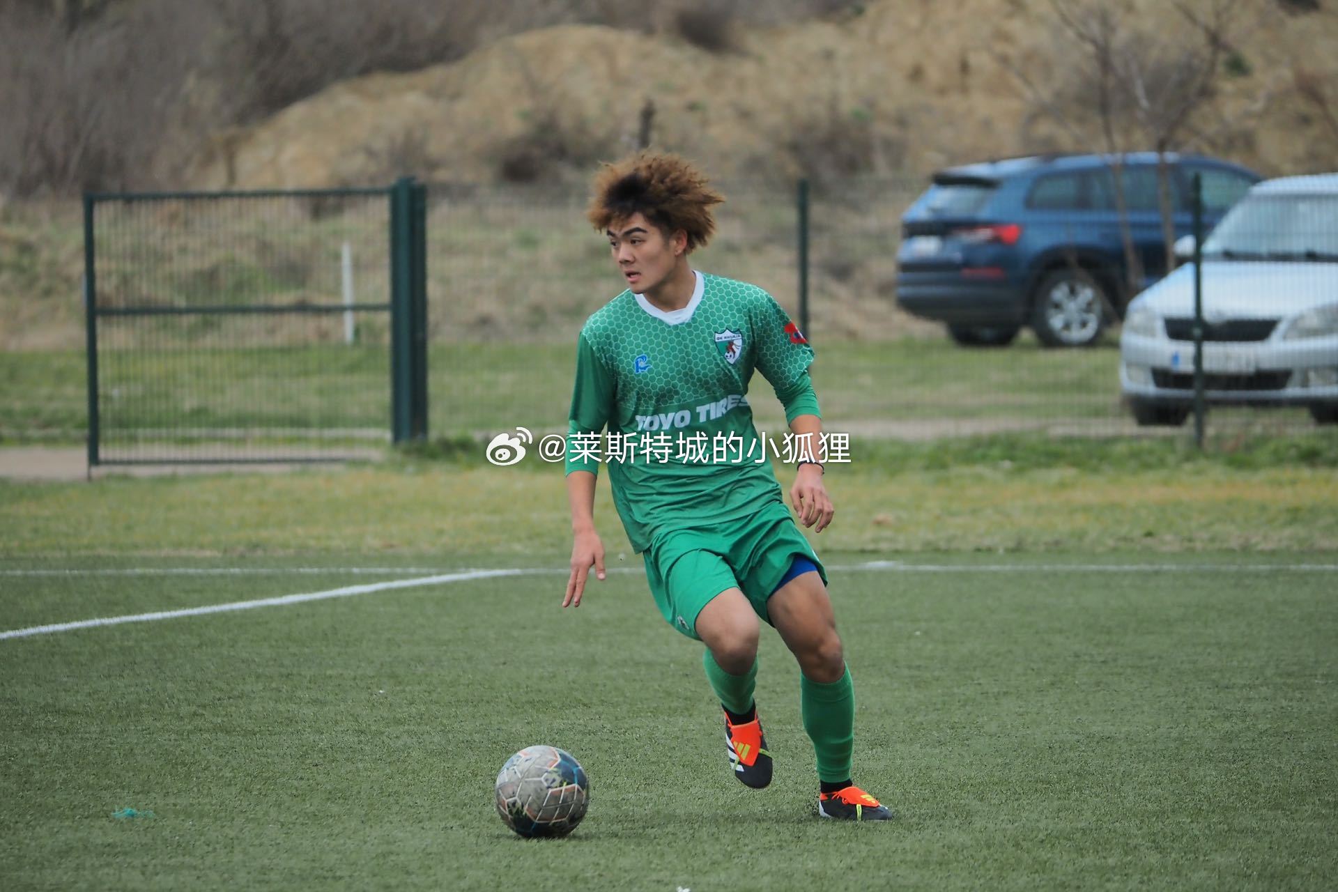  06年小將郝士超升入塞甲球隊(duì)因吉亞一線隊(duì)，并入選大名單