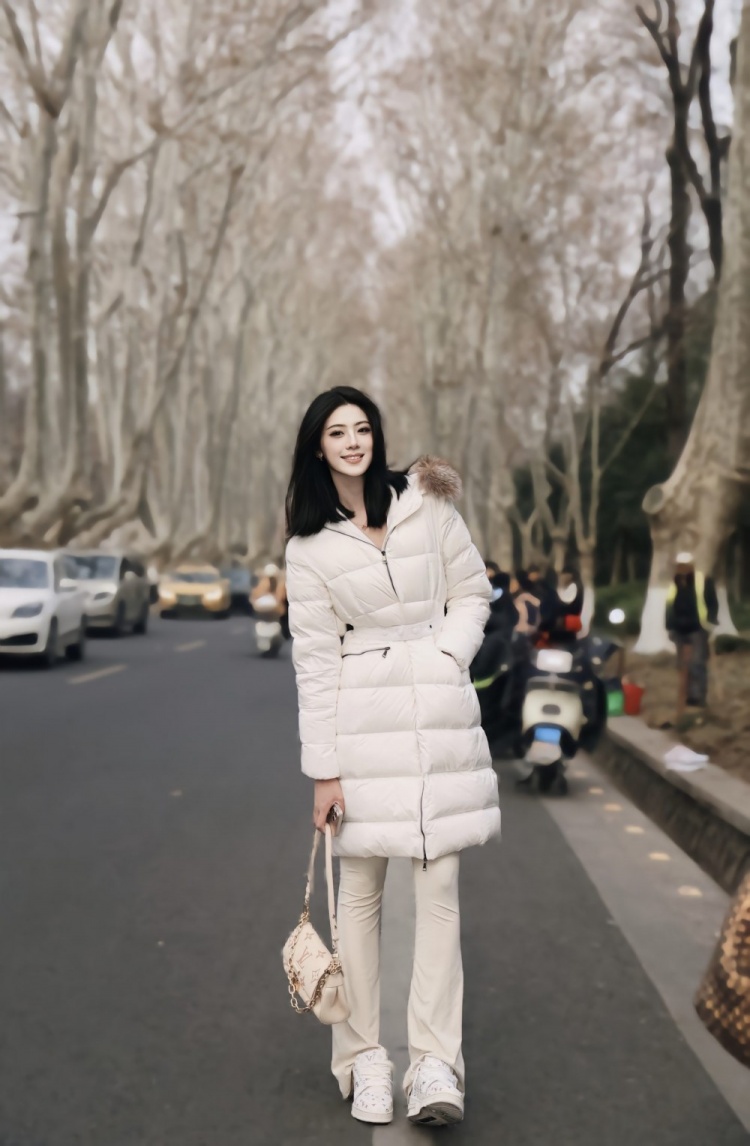  煙雨下江南！卓識游南京：卿言一句梧桐美 吾種梧桐滿京城