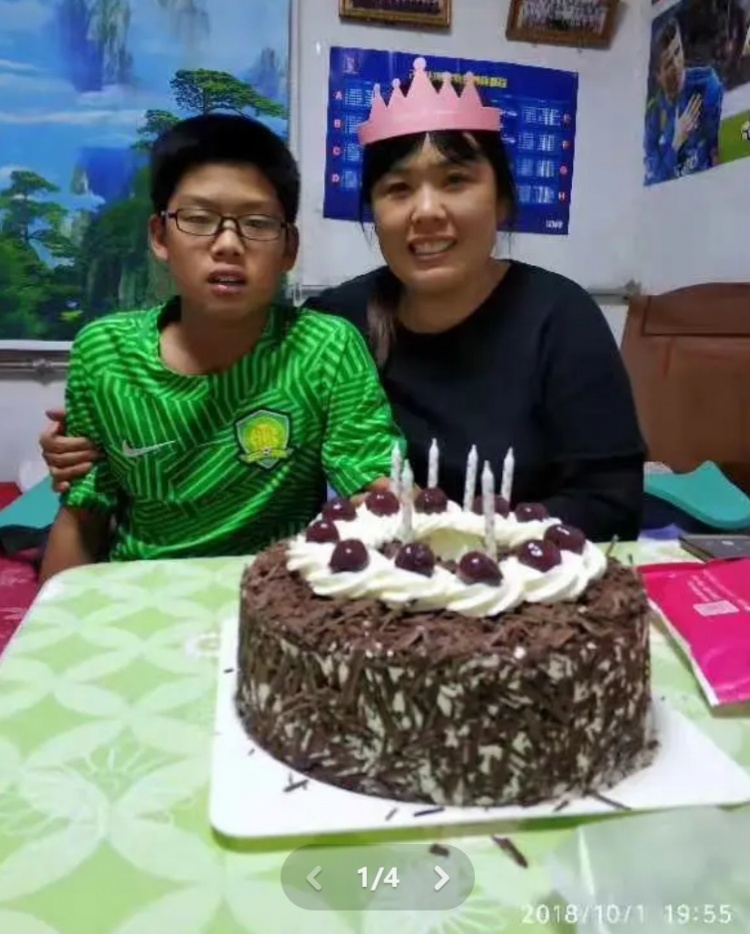  郭嘉璇母親曬照悼念兒子：璇兒生日快樂，希望天堂幸福