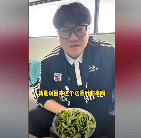  趙鵬：不太清楚賈秀全要球員買茶葉的段子，但這在現(xiàn)實中也正常