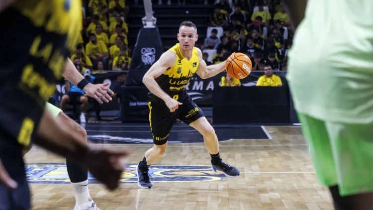  NBA初代老六，42歲進(jìn)入生涯巔峰？！
