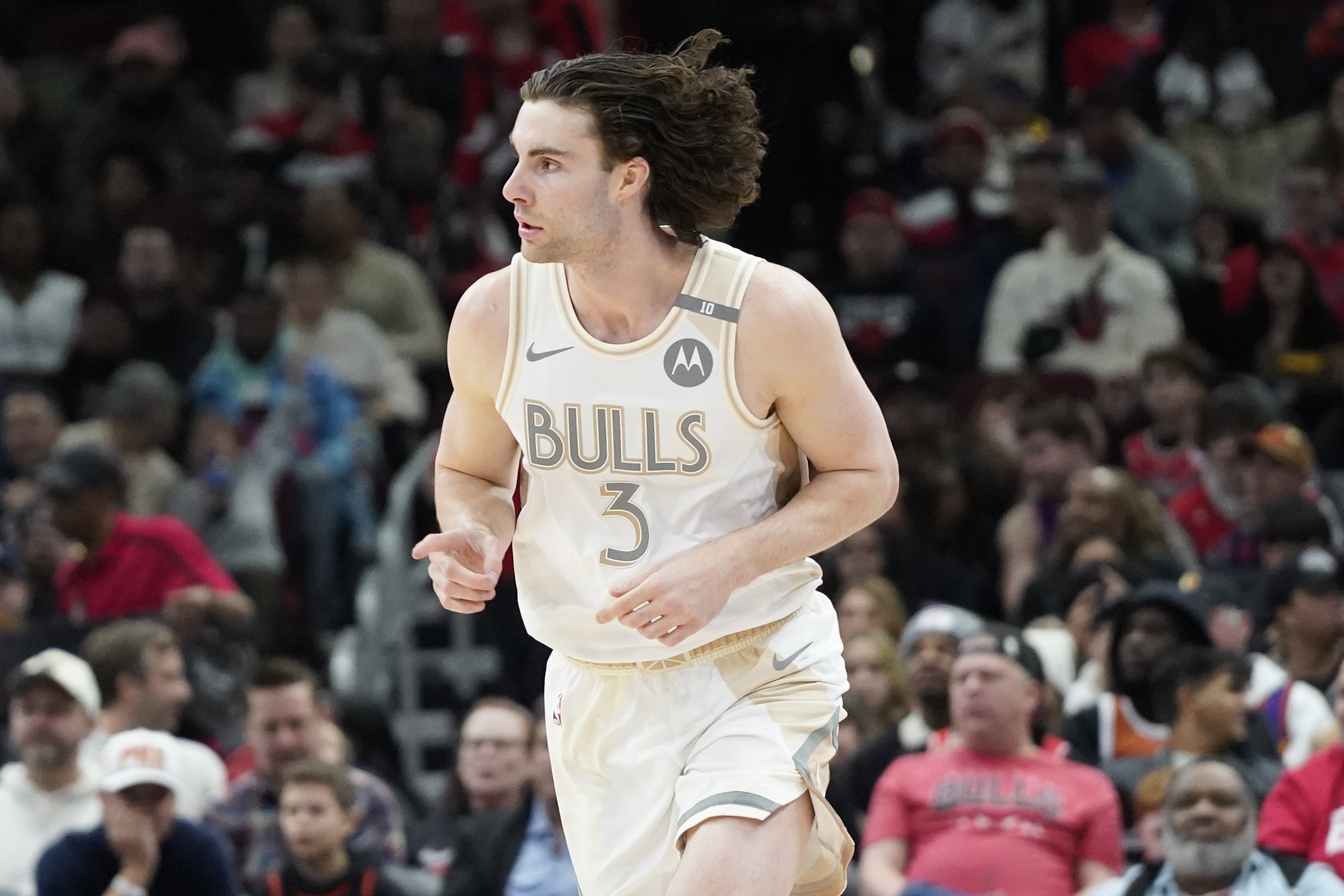  比肩喬詹登約威東魔！基迪最近10場(chǎng)220分96板100助 NBA歷史第8人